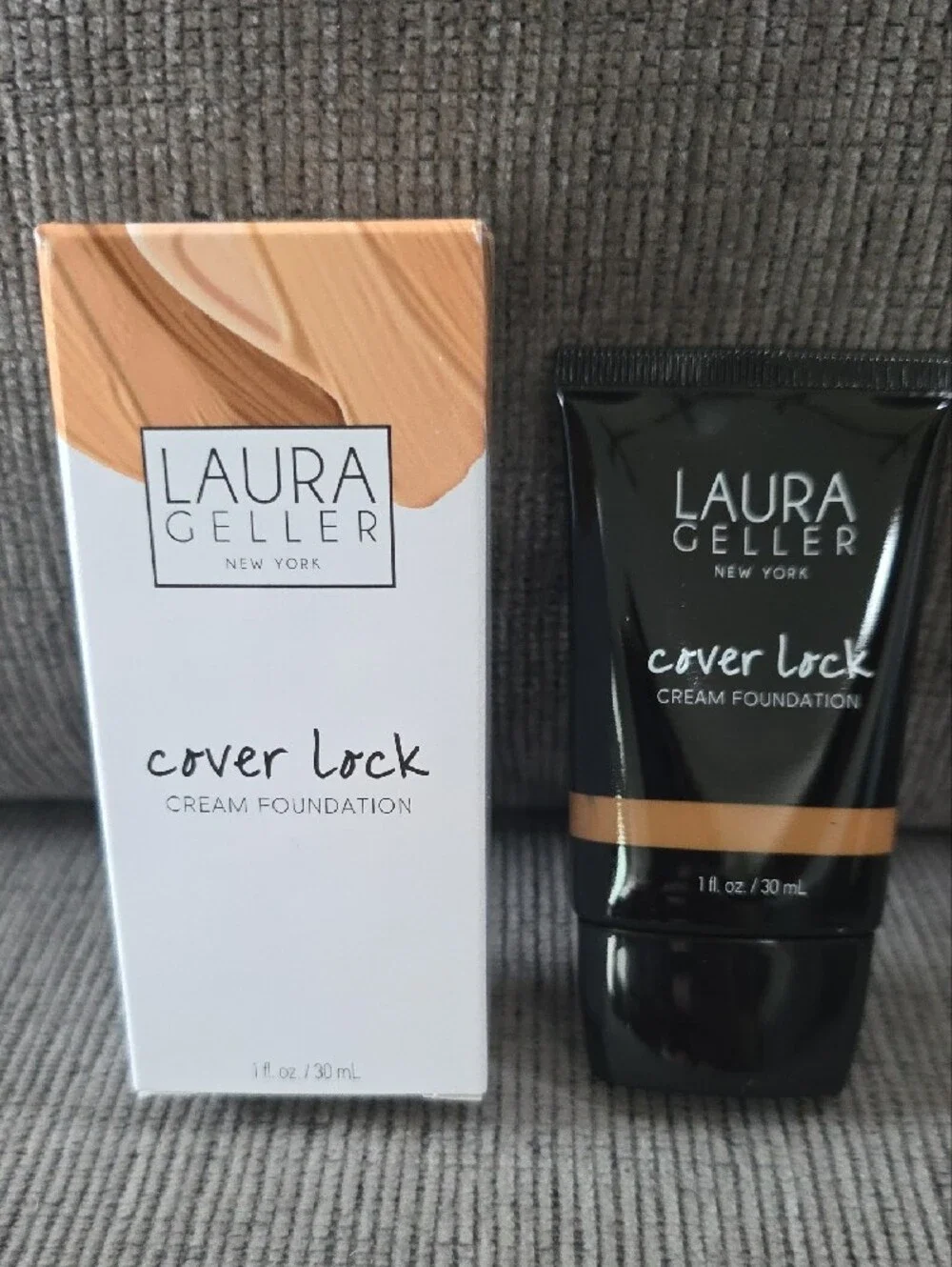 Laura Geller Cover Lock Cream Foundation - Honey Shade, New, 1floz.
